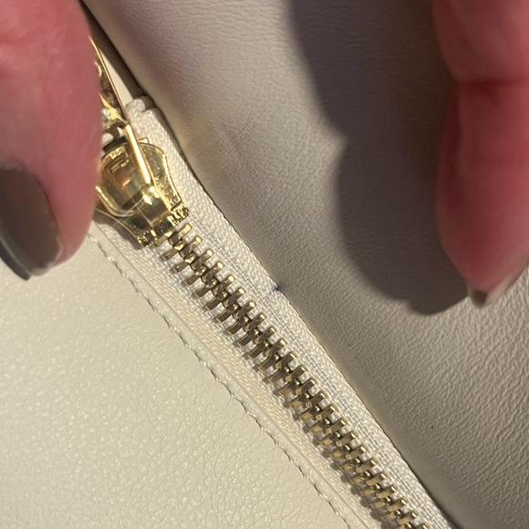 Loewe small puzzle bag in classic calfskin - Picture 10 of 11